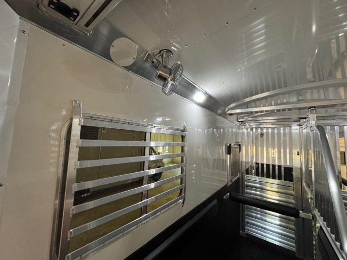 4-Star 2+1 Horse Trailer w Warmblood Stalls & Larger 102” Box Stall - Image 4