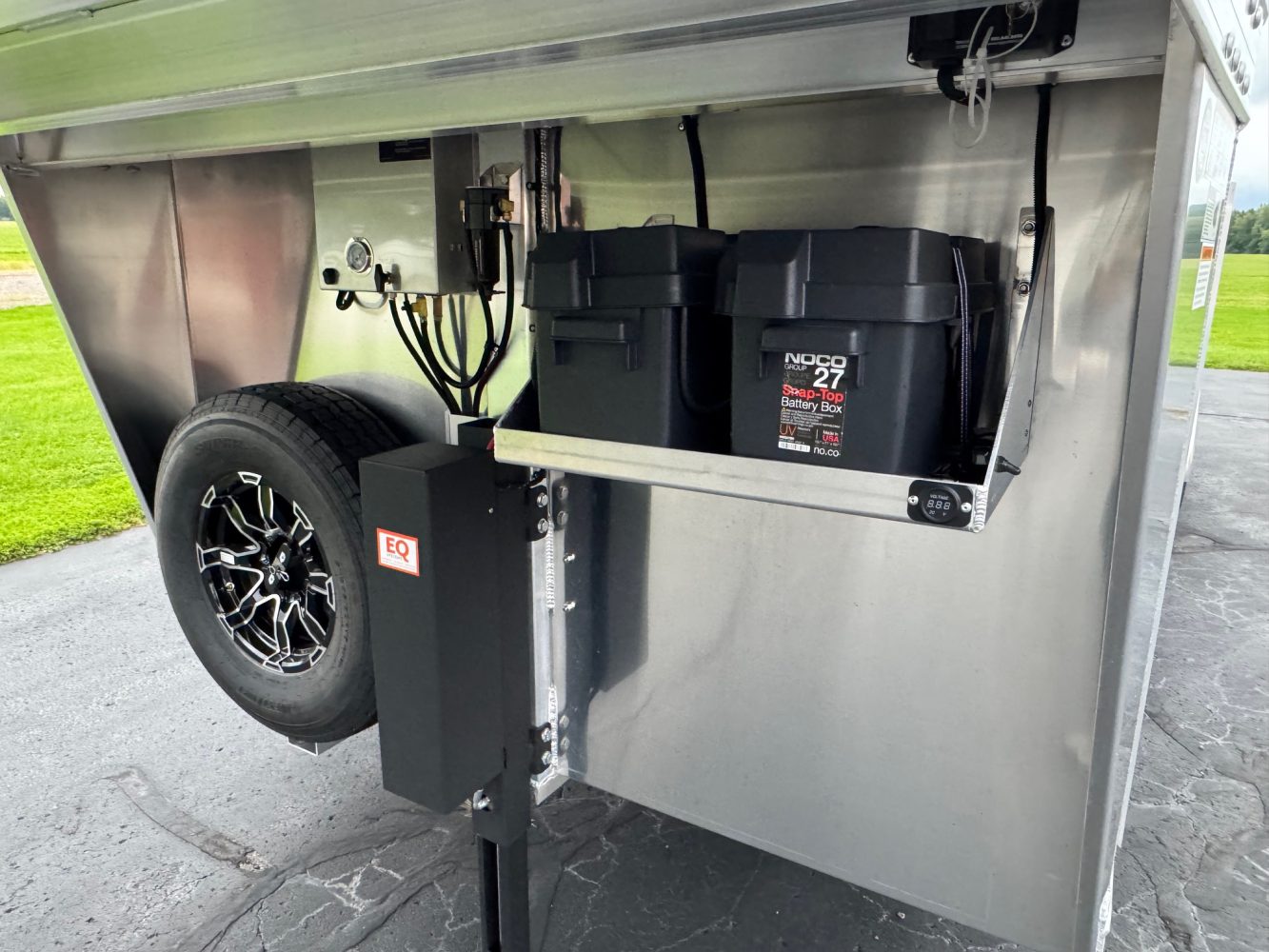 2026 4-Star 2+1 w Air Ride, Warmblood Stalls & Larger 102” Box Stall & Dress Area - Image 12