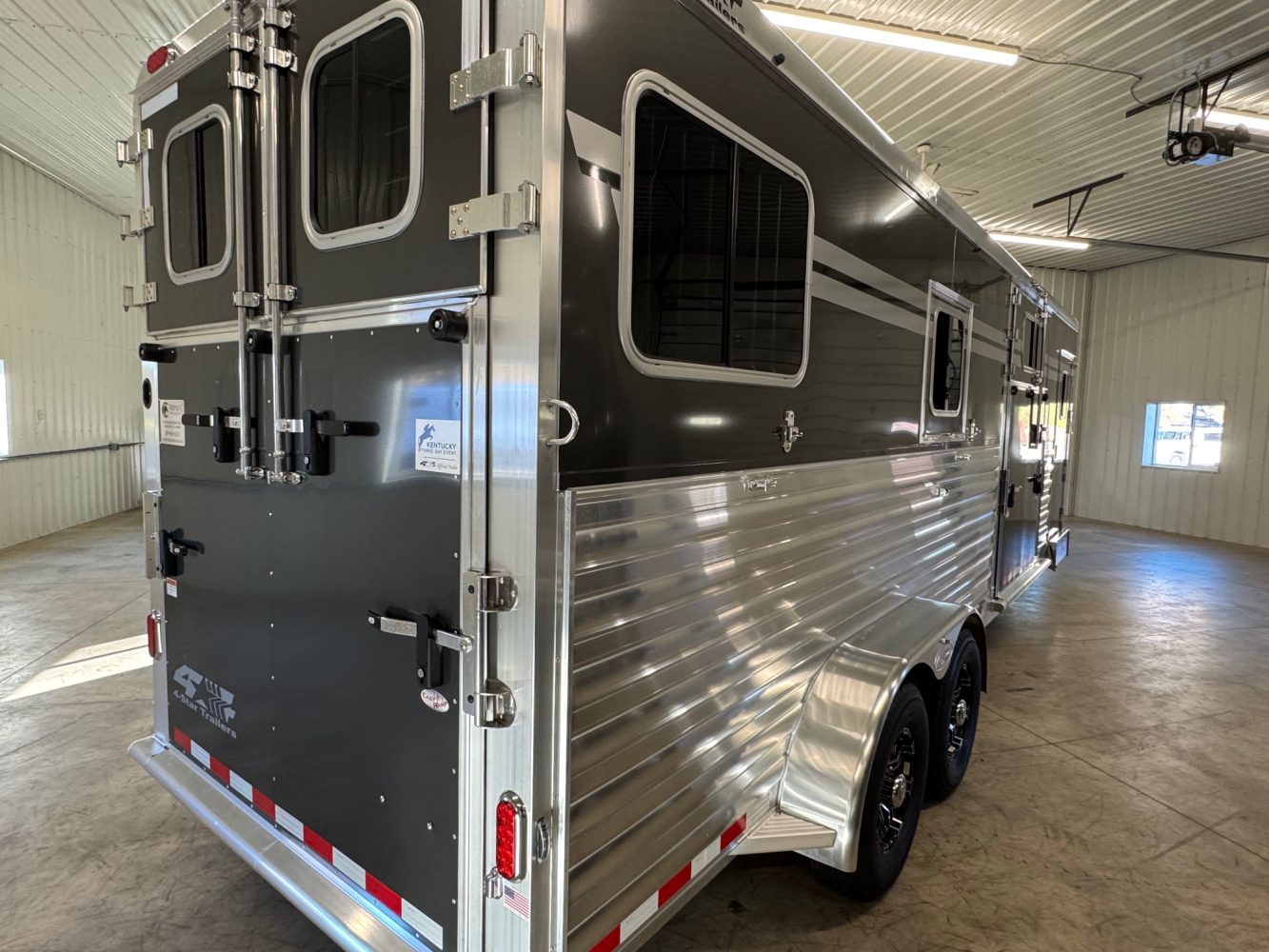 4-Star 2+1 w/Larger 6ft dress area, Larger 108” box stall - Image 11