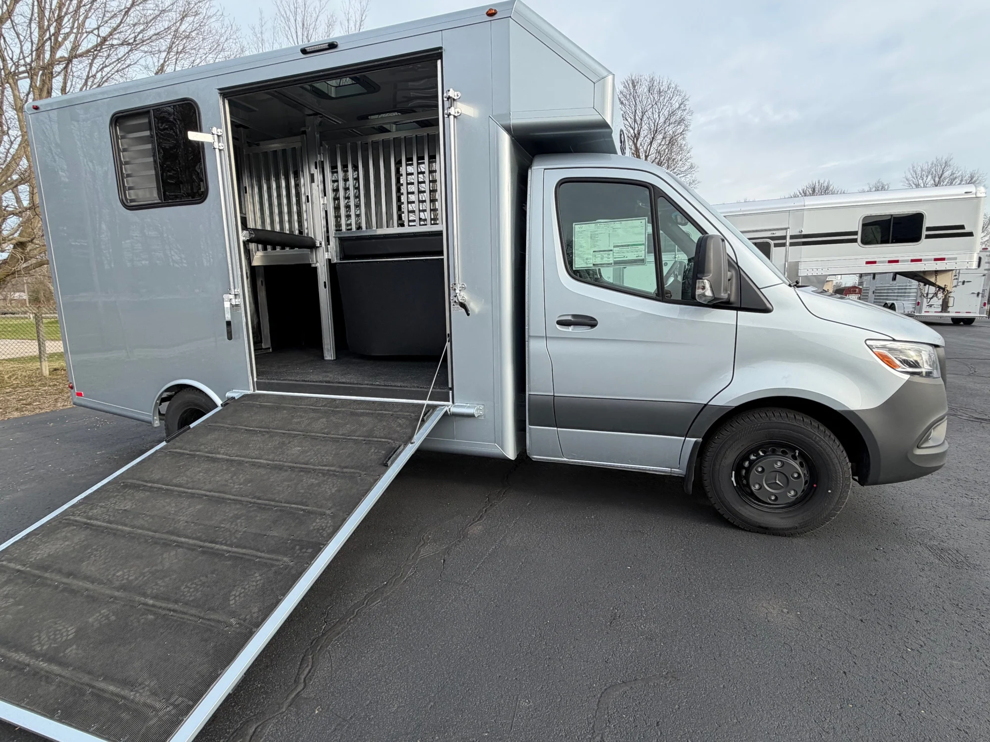 2026 4-Star 2 Horse Van on a Mercedes 4500 Dually Chassis
