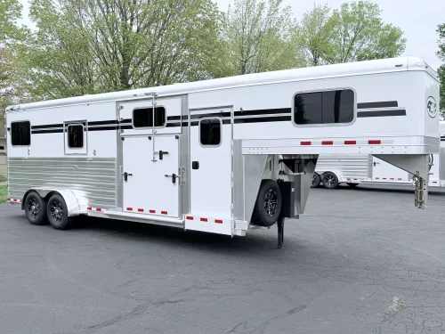 2027 4-Star 2+1 Gooseneck Trailer w Warmblood Size Stalls